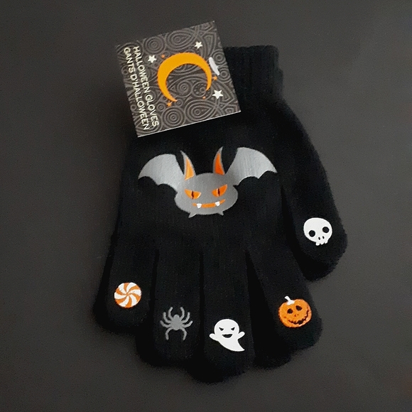 ⚡3/$20⚡ *NEW* HALLOWEEN GIRLS BLACK GLOVES Bat Spider Ghost Pumpkin Skull Spooky - Picture 1 of 3
